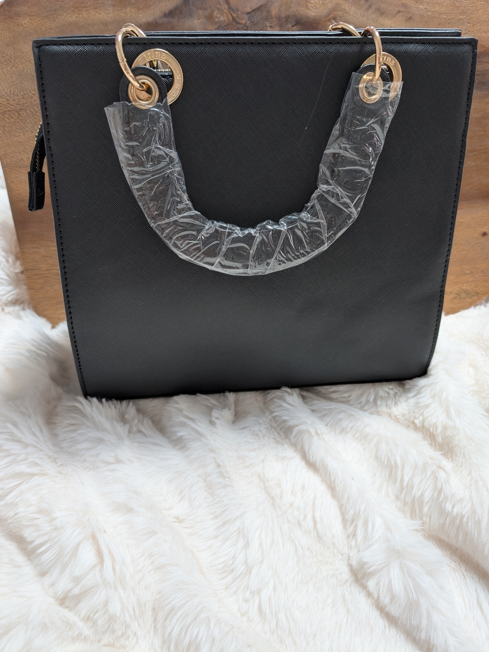 H- 130 NWT Trina Turk Black Vegan Leather Double Handle Tote Bag MSRP $148 - Picture 4 of 9